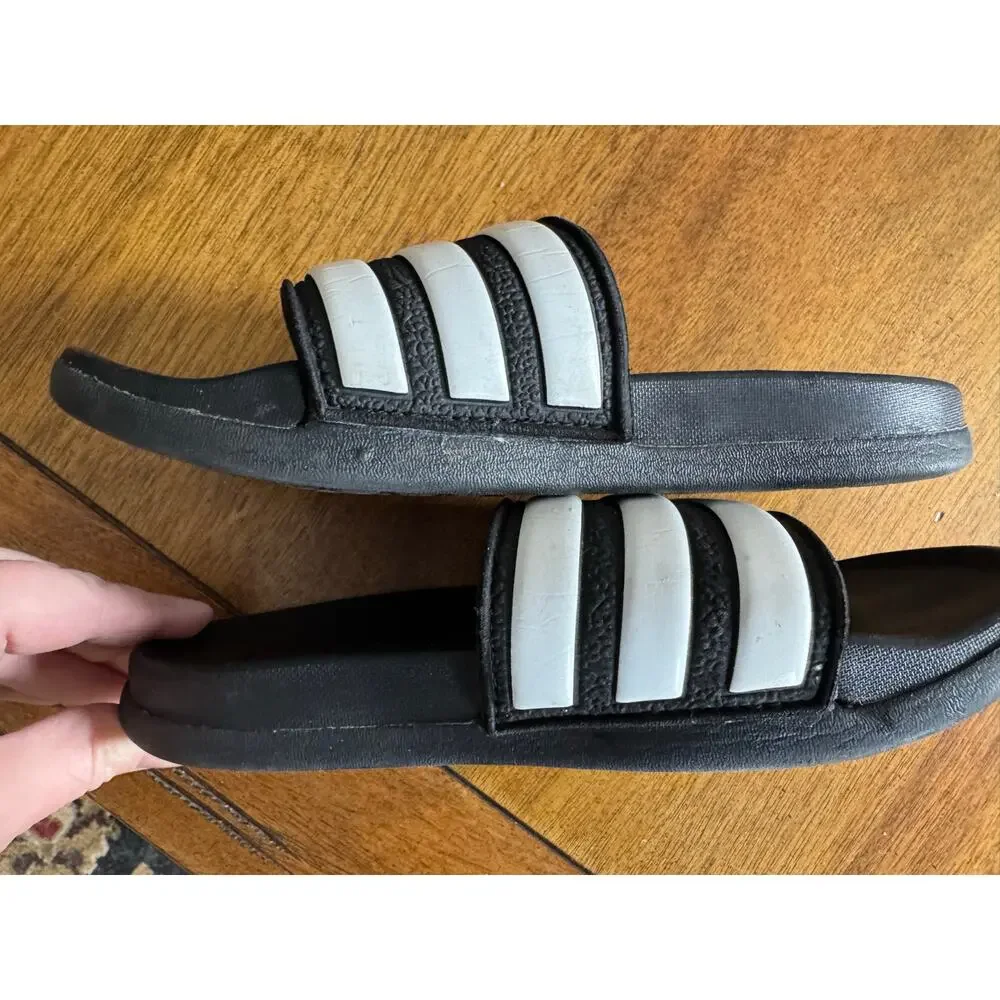 Adidas Black & White Slides Sandals Kids Size US 1 3-Stripes Comfort - Picture 7 of 9